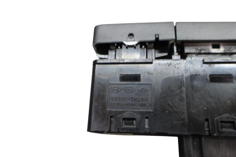 Load image into Gallery viewer, 11-13 Hyundai Equus SIG Left Side Seat Heat Switch Control 933153N100 Oem

