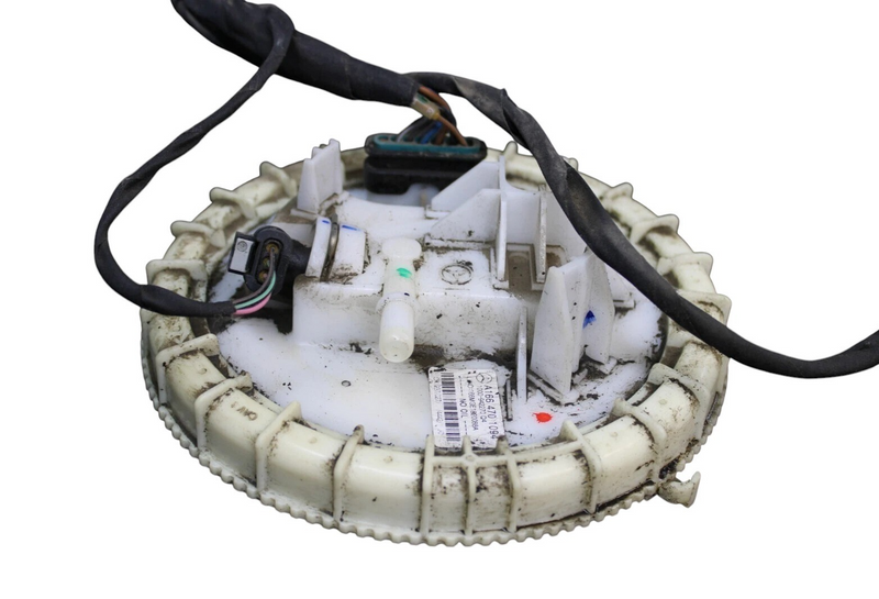 Load image into Gallery viewer, 13-16 Mercedes GL450 GL550 Fuel Tank Gas Reservoir W/ Heat Shield 1664701901 Oem
