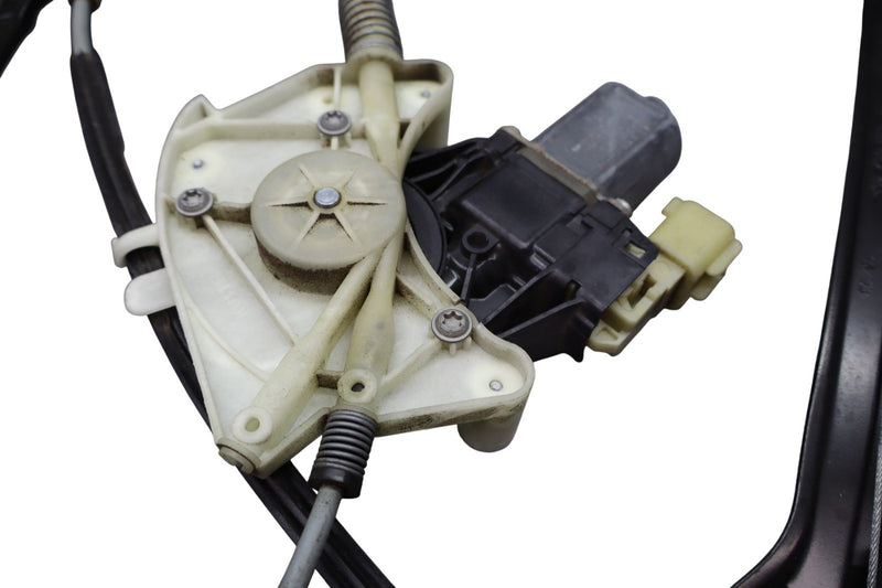 Load image into Gallery viewer, 14-22 Maserati Ghibli Rear Left Side Door Window Regulator Motor 670030023 OEM
