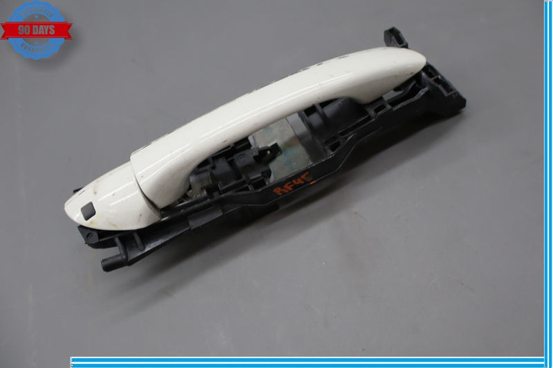 Load image into Gallery viewer, 03-09 Mercedes CLK500 CLK350 W209 Front Right Passenger Exterior Door Handle Oem
