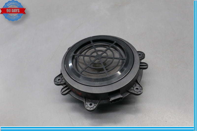 Load image into Gallery viewer, 11-18 Porsche Cayenne 958 Rear Left Or Right Side Door Sound Speaker Black Oem

