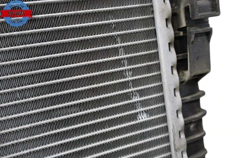 Load image into Gallery viewer, 09-18 Audi A5 A5 Quattro Front Engine Cooling Radiator 8K0121251 Oem
