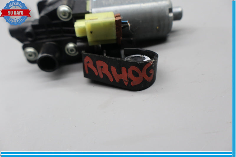 Load image into Gallery viewer, 09-15 BMW 750i F01 F02 F10 Rear Right Passenger Door Window Sun Shade Motor Oem
