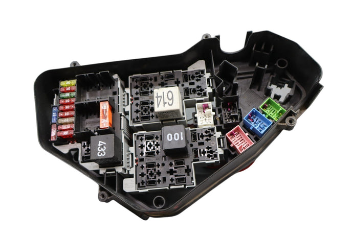 11-17 Volkswagen Touareg Engine Fuse Box Fusebox Relay Junction Block Oem