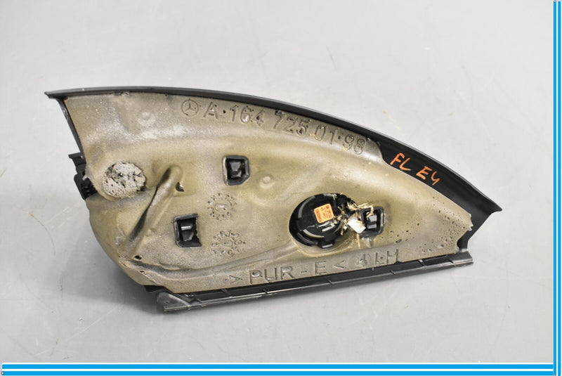 Load image into Gallery viewer, 07-12 Mercedes GL450 GL550 X164 Front Left Side Speaker Door Mirror Cover  Oem
