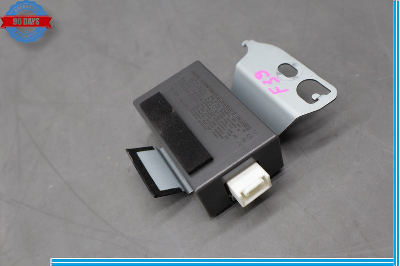Load image into Gallery viewer, 07-12 Lexus LS460 LS460L TPMS Tire Pressure Monitor Receiver 89760-50010 Oem
