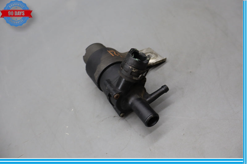 Load image into Gallery viewer, 03-08 Mercedes R230 SL500 Aux Auxiliary Coolant Water Pump Oem
