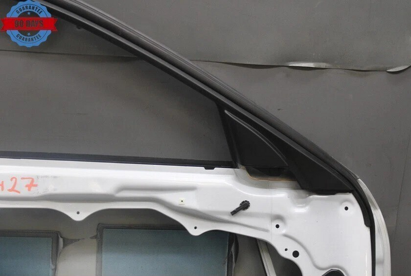 Load image into Gallery viewer, 15-16 Hyundai Genesis Front Left Driver Door Shell Panel White 76003B1000 Oem
