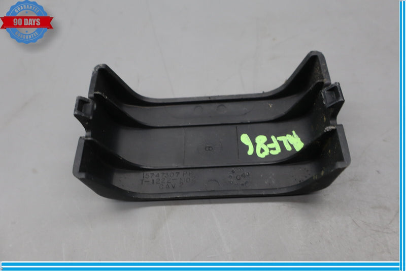 Load image into Gallery viewer, 03-07 HUMMER H2 Front Right Passenger Seat Recliner Adjuster Cover Trim Oem
