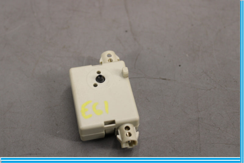 Load image into Gallery viewer, 09-15 BMW 750Li F01 F02 Radio Signal Trap Circuit Antenna Module 9118262 Oem
