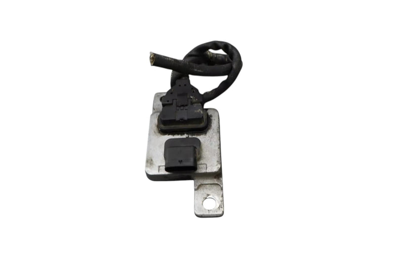 Load image into Gallery viewer, 11-16 Volkswagen Touareg Front Nitrogen Oxide Nox Sensor Module 8K0907807 Oem
