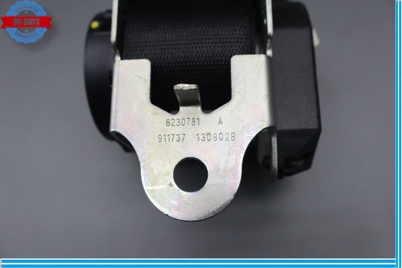 Load image into Gallery viewer, 14-17 Maserati Ghibli Rear Center  Seat Belt Retractor 6700174400 Oem
