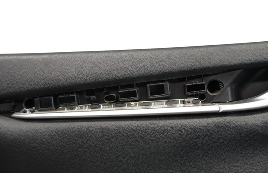 14-22 Maserati Ghibli M157 Front Left Driver  Interior Door Panel 105804245C Oem