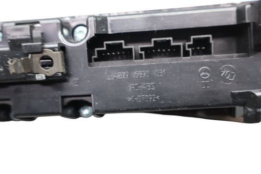 05-09 Mercedes W209 CLK320 CLK550 Center Dashboard Control Switch 2096890031 Oem