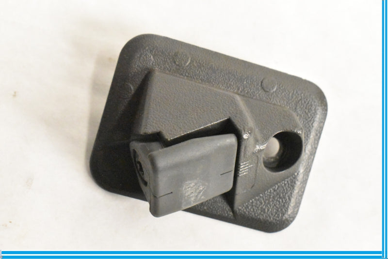 Load image into Gallery viewer, MERCEDES R230 SL-CLASS PASSENGER RIGHT TRUNK LID HEIGHT ADJUSTER END STOP
