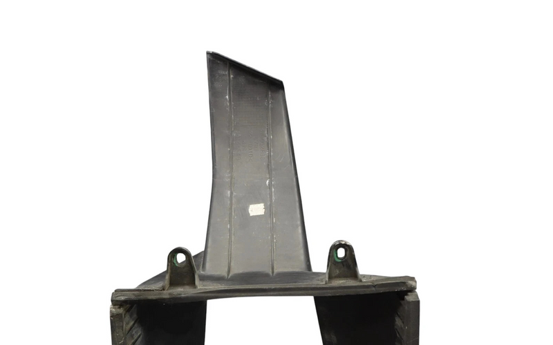 Load image into Gallery viewer, 14-17 Maserati Quattroporte Front Right Side Intercooler Air Duct Shroud Oem
