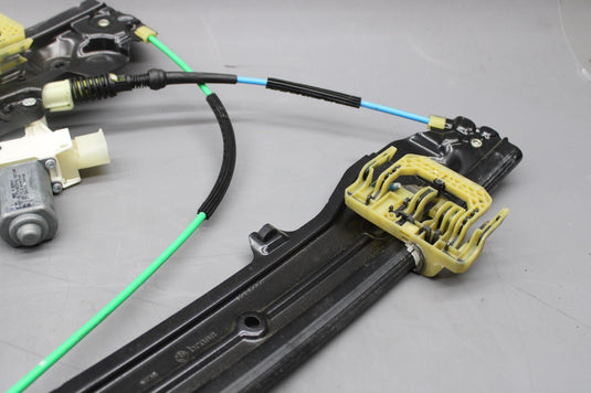 11-16 BMW 528i 535i 550i xDrive Front Right Side Door Window Regulator Motor Oem
