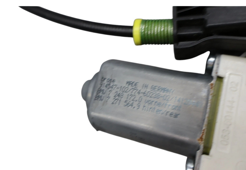 Load image into Gallery viewer, 11-17 BMW 535i GT xDrive Front Right Side Door Window Regulator W/ Motor Oem
