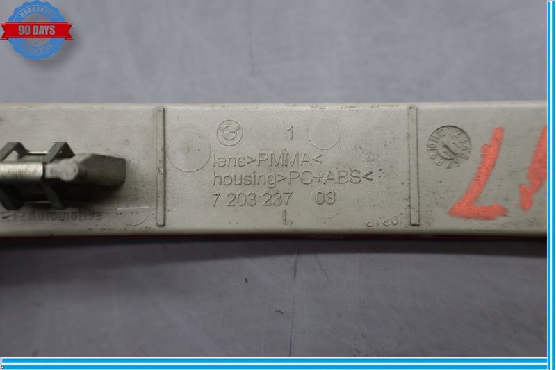 Load image into Gallery viewer, 11-13 BMW 528i 538i 550i xDrive Rear Left Driver Bumper Reflector Oem
