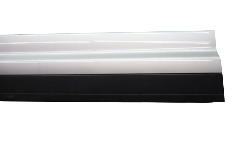 Load image into Gallery viewer, 11-18 Porsche Cayenne 958 Front Left Driver Side Lower Door Molding Blade Oem
