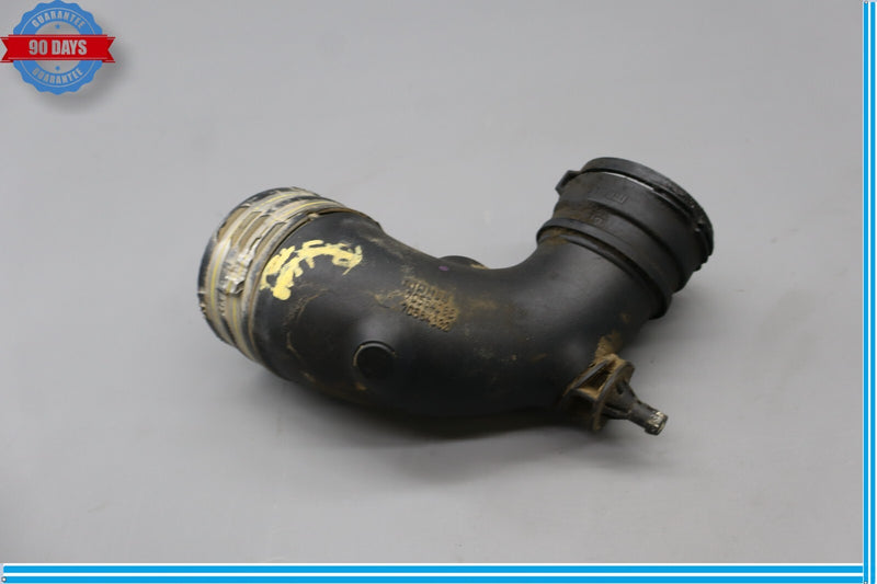 Load image into Gallery viewer, 14-17 Maserati Ghibli Right Turbo Intercooler Hose Air Duct Tube 670001590 Oem
