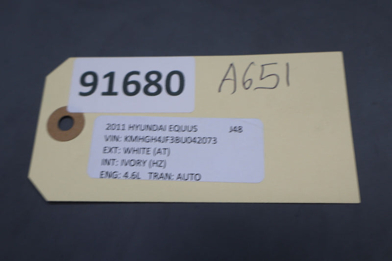 Load image into Gallery viewer, 11-16 Hyundai Equus SIG Front Right Passenger Side Exterior Door Handle Oem
