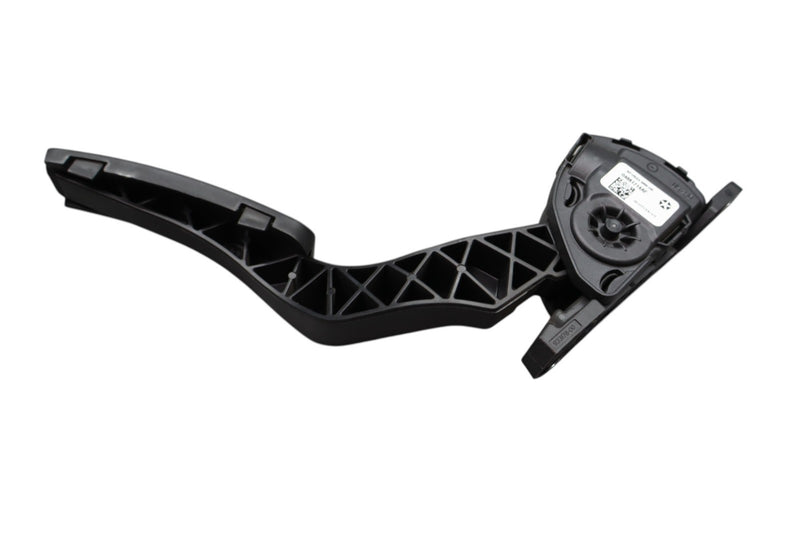 Load image into Gallery viewer, 14‑21 Maserati Ghibli Accelerator Throttle Gas Pedal 04861714AF Oem
