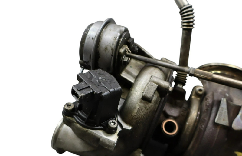 Load image into Gallery viewer, 09-12 BMW 750i 750Li F01 F02 Left Driver Side Turbocharger Turbo 769155 Oem

