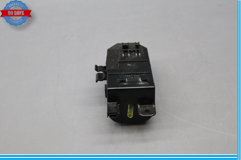 Load image into Gallery viewer, 10-13 Jaguar X351 XJ XJL Front Right Passenger Seat Lumbar Adjust Pump Oem
