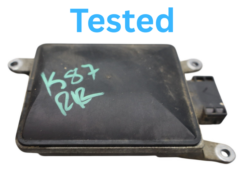 Load image into Gallery viewer, 15-17 Hyundai Genesis Rear Right Blind Spot Monitor Sensor 95821B1100 Oem
