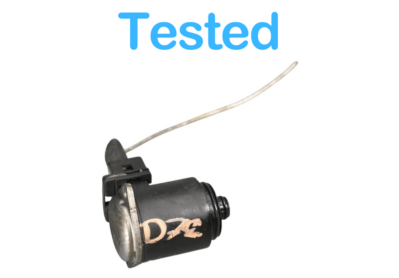 Load image into Gallery viewer, 04-09 Jaguar X350 XJ8 XJR Vanden Plas Windshield Wiper Motor Pump C2C20637 OEM
