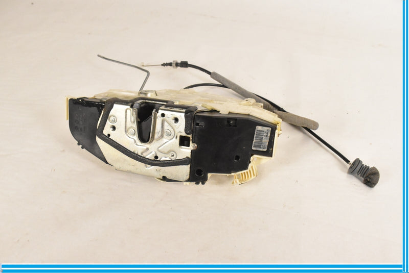 Load image into Gallery viewer, 07-13 Mercedes W221 S550 Rear Left Side Door Lock Latch Actuator OEM
