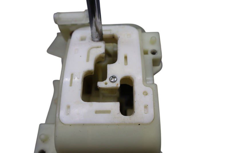 Load image into Gallery viewer, 09-14 Hyundai Equus SIG Auto Gear Shifter Floor Selector Shift knob Lever Oem
