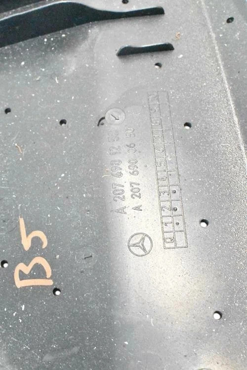 Load image into Gallery viewer, 11-13 Mercedes-Benz E350 E550 Convertible Interior Roof Headliner Trim Panel OEM
