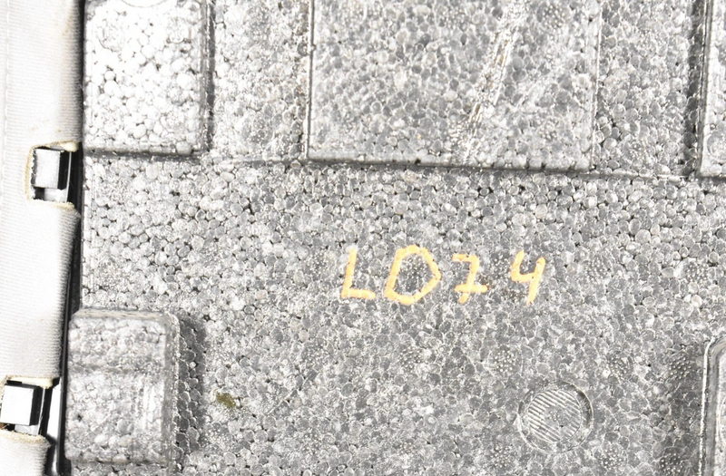 Load image into Gallery viewer, 03-06 Bentley Continental Front Left Side Seat Upper Backrest Cushion Black OEM
