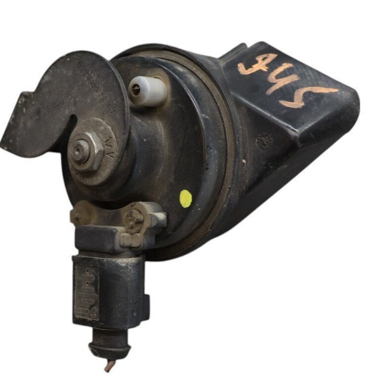 Load image into Gallery viewer, 2012 Porsche Cayenne 958 Low Tone Note Signal Sound Horn Oem

