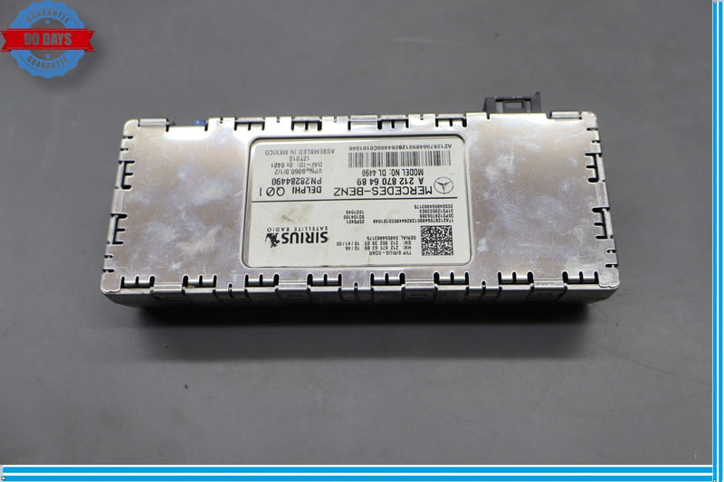 Load image into Gallery viewer, 10-13 Mercedes W212 E350 E550 CLS550 Satellite Radio Receiver Module Unit Oem
