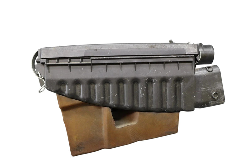 Load image into Gallery viewer, 07-12 Lexus LS460 LS460L Right Passenger Air Cleaner Filter Box 100141-5810 Oem
