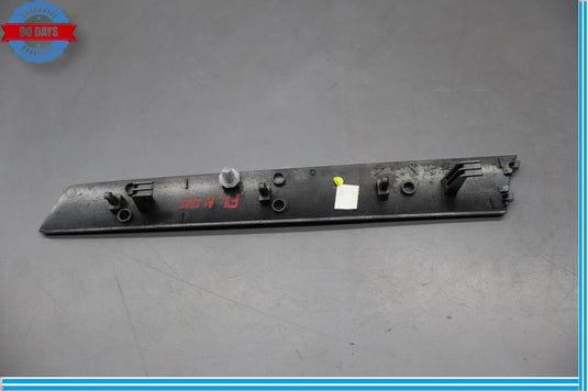 11-17 Volkswagen Touareg Front Left Driver Side Door Panel Trim Molding Oem