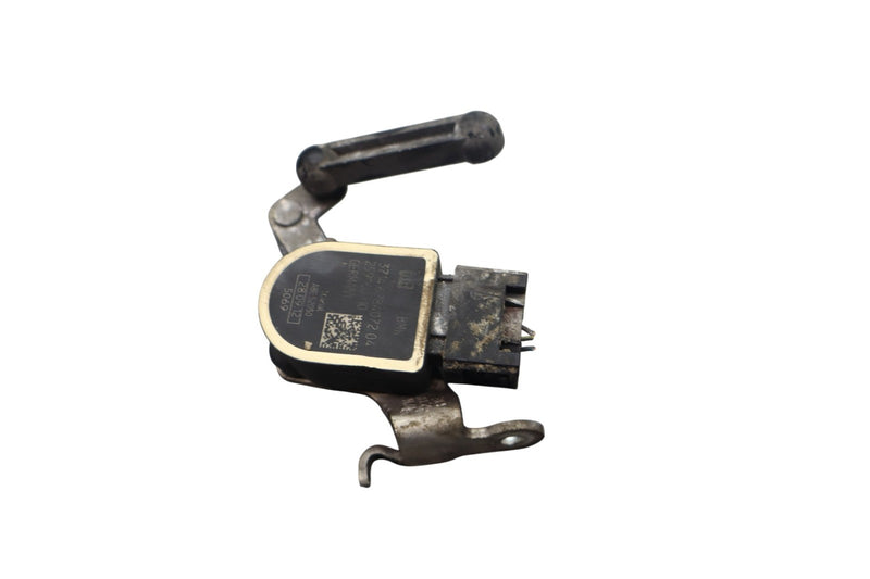 Load image into Gallery viewer, 10-17 BMW 535i GT xDrive Left Or Right Side Suspension Height Sensor Oem
