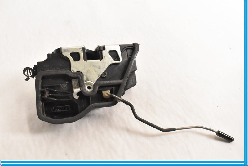 Load image into Gallery viewer, 2007-2013 E70 BMW X5 FRONT DRIVER LEFT DOOR LOCK ACTUATOR LATCH
