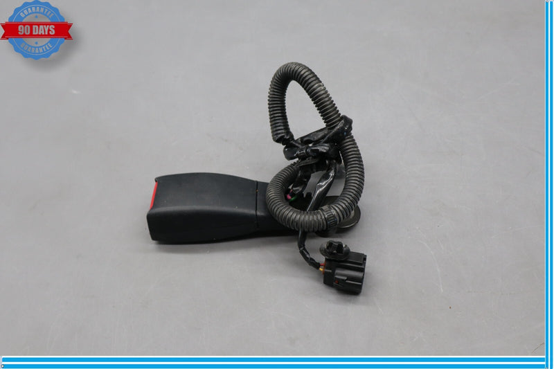 Load image into Gallery viewer, 02-06 Lexus SC430 LS430 Front Right Passenger Side Seat Belt Seatbelt Buckle Oem
