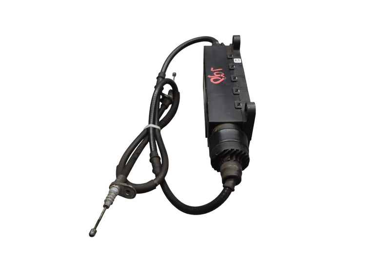 Load image into Gallery viewer, 14-21 Maserati Ghibli Electronic Parking Brake Control Actuator 670030076 Oem

