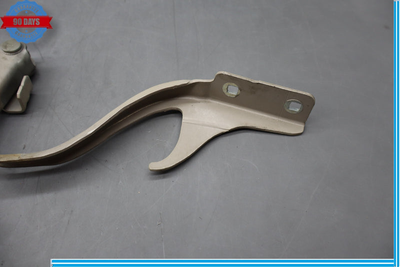 Load image into Gallery viewer, 12-19 Fiat 500 Pop Front Left Driver Side Hood Panel Hinge Lock 11196 Oem
