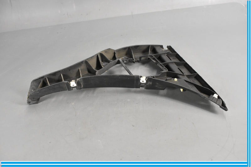 Load image into Gallery viewer, 10-18 Jaguar XJ XJL X351 Rear Right Passenger Side Bumper Mounting Bracket Oem
