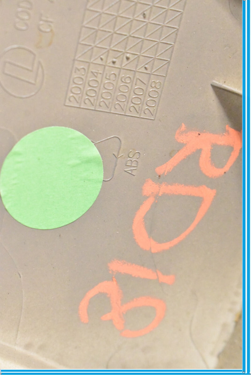 Load image into Gallery viewer, 04-08 Maserati Quattroporte M139 Front Right Passenger Seat Lower Trim Cover Oem
