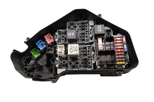 11-17 Volkswagen Touareg Engine Fuse Box Fusebox Relay Junction Block Oem