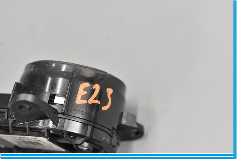 Load image into Gallery viewer, 07-12 Mercedes GL450 GL550 Class Steering Wheel Multimedia Switch Oem

