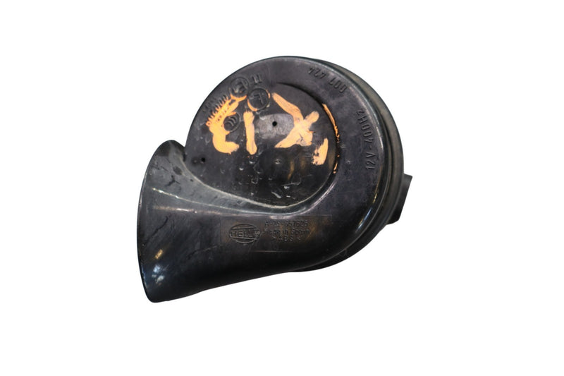 Load image into Gallery viewer, 09-19 BMW 640i 650i 750i 740i Right Side Low Pitch Tone Note Horn Signal Oem
