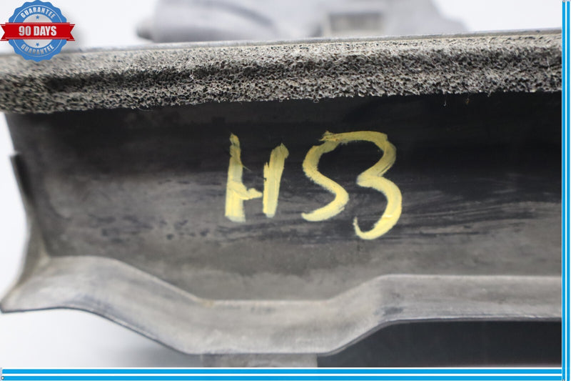 Load image into Gallery viewer, 15-17 Hyundai Genesis Front Right Passenger Side Engine Air Guard Oem
